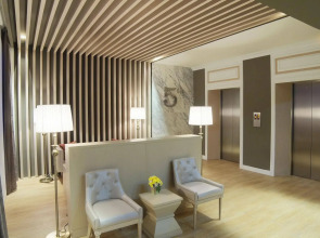 The Raya Surawong Bangkok