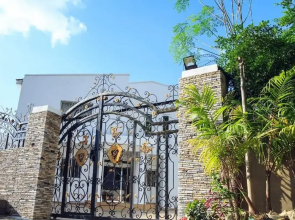 Lukeville Suites
