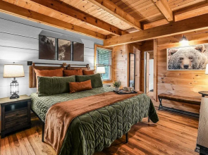 Willow Creek 2 Bedroom Cabin by RedAwning