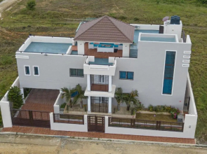 Villa Lara