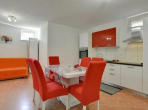 Apartments Elviana