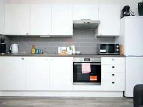 Western Way 2 by Tŷ SA in Newport