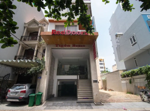 RedDoorz @ Ho Quy Ly