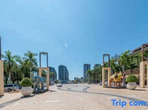 Sanya Zhiaihe Seaview Apartment (Sanya Jinling Seaview Garden Branch)