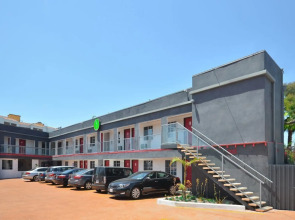 Legend Hotel Hollywood