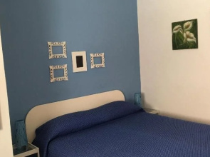 Antonios House