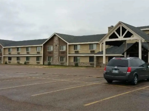Asteria Inn & Suites