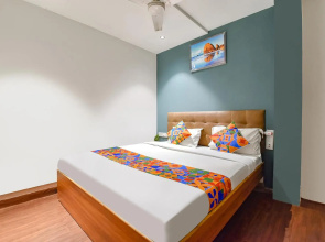 OYO Flagship 70029 Nidhivan Hotel And Rooms