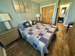 Channel Marker 302 2 Bedroom Condo by RedAwning