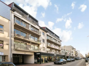 Modern Duplex Apartment Near the Beach