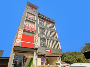 OYO Flagship 70247 Hotel Lavish