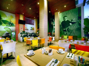 favehotel Kuta Square