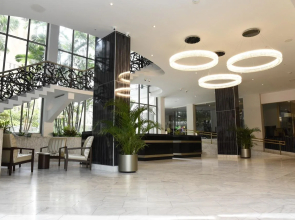 Renaissance Panama City Hotel