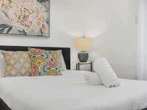 Spacious 3BR House with Private Pool
