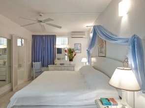 Best Luxury Spot - Holetown
