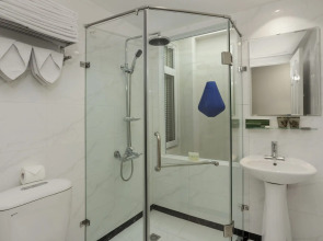 Hanoi La Selva Hotel