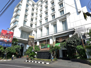 ZEN Premium Malioboro Gajah Mada