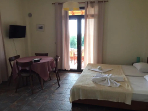 Kalaitzis Summer Studios