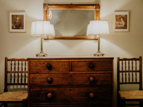 Beautiful Grade II Listed Gatehouse in Great Location