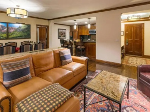 Aspen Ritz-carlton 2 Bedroom Ski In, Ski Out Residence