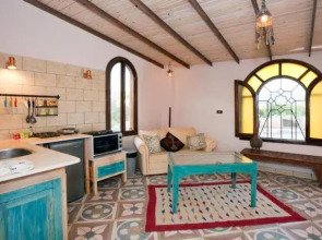 Villa Boheme and Atelier Boheme