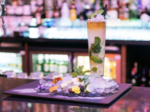 Renaissance London Heathrow Hotel