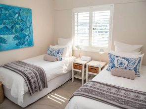 18 Quay West, Waterfront