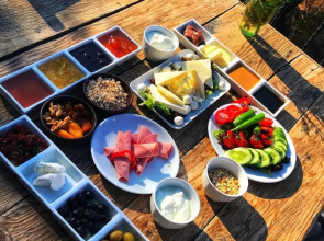 Kale Lodge - Adults Only