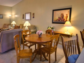 Branson Condo Resorts (behind Andy Williams Theater)
