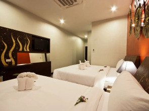 YouDee Hotel Patong (formerly Meir Jarr Hotel)