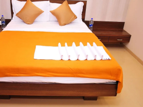Aakash Hotel