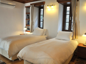 Ionia House