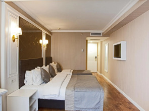 Seres Hotel Old City