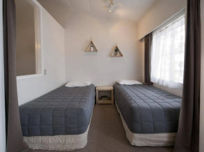 Aura Accommodation