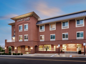 Courtyard Atlanta Duluth Downtown