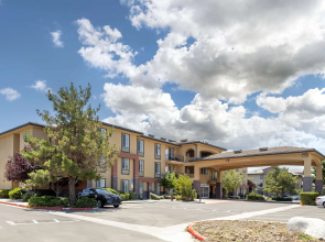 Best Western Plus Country Park Hotel