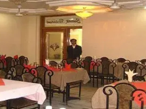 Hotel Varun