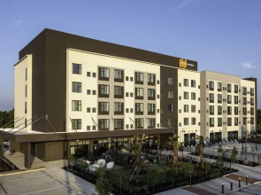 Even Hotels - Shenandoah - the Woodlands