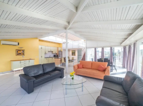 Plaza Achim Penthouse, 300m From Beach!