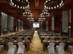 DoubleTree by Hilton Hainan Qixianling Hot Spring