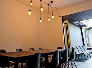 BED Phrasingh Hotel - Adults Only