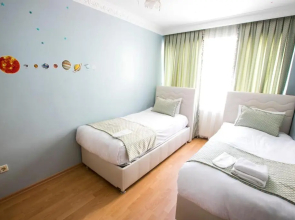 2BR-1LR SEAVIEW FAMILY PLACE NEXT TO CENTEr