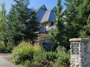 Stoney Creek Lagoon - Whistler Premier