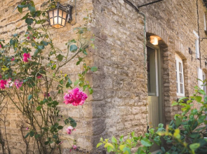 Stunning 2 Bed Cottage in Fordwells