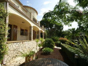 Beautiful villa near Calonge with private swimming pool, privacy, peace and great view