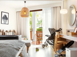 Sunwing Kamala Beach