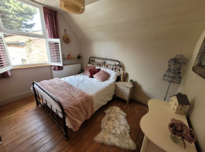 Charming 2-bed Cottage on Outskirts of Beverley