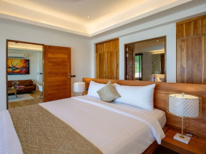 Coconut Grove Villas
