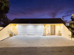 Castlewood by Avantstay Malibu Cliffside + View