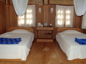 Golden Island Cottages Nampan Hotel